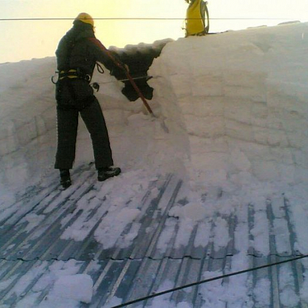 Уборка снега цена в Кировске
